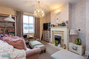 Sitting room- click for photo gallery